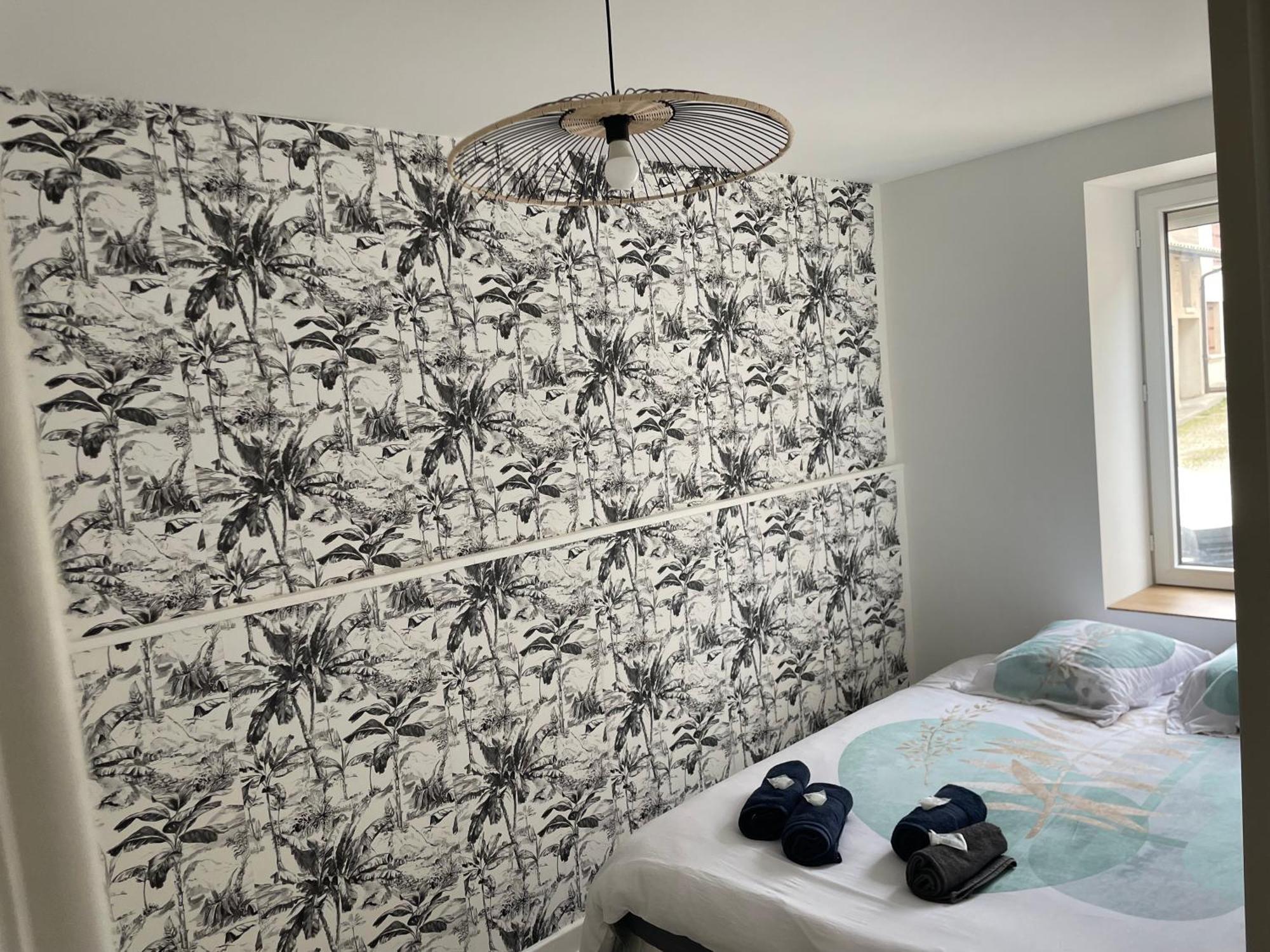 L Exotique Lägenhet Marlieux Exteriör bild